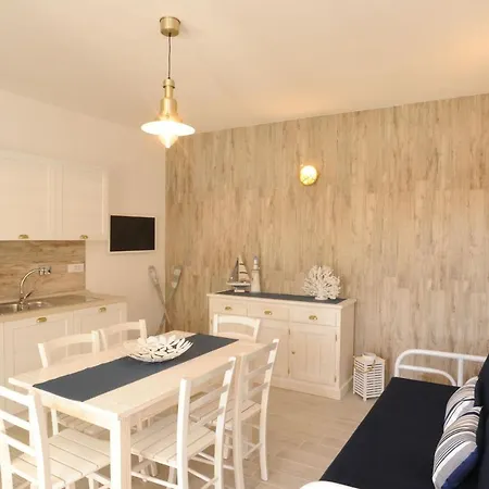 Ξενοδοχείο με διαμερίσματα Sardegnasummer Li Mori