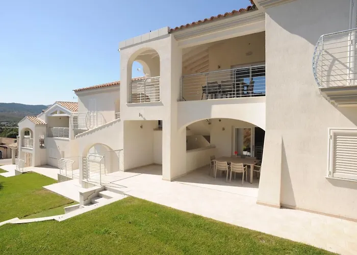 Sardegnasummer Li Mori 4*